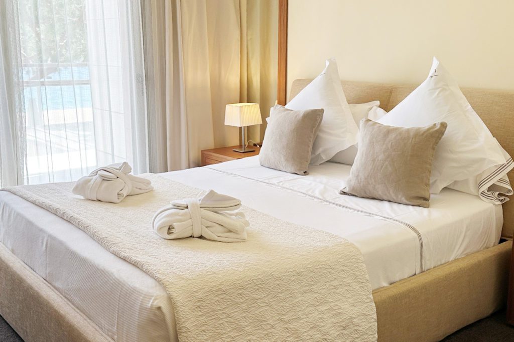 Double Superior Suite with Sea View_12